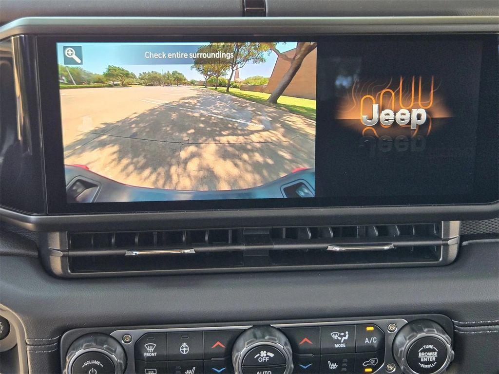 new 2025 Jeep Gladiator car, priced at $44,620