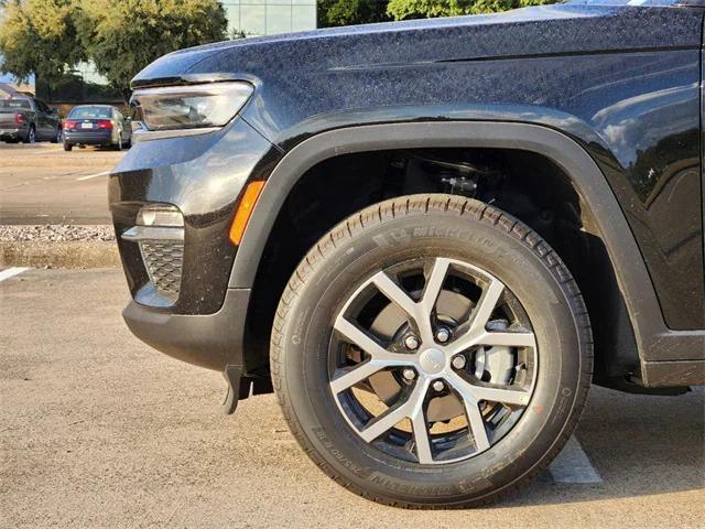 new 2025 Jeep Grand Cherokee car, priced at $43,522