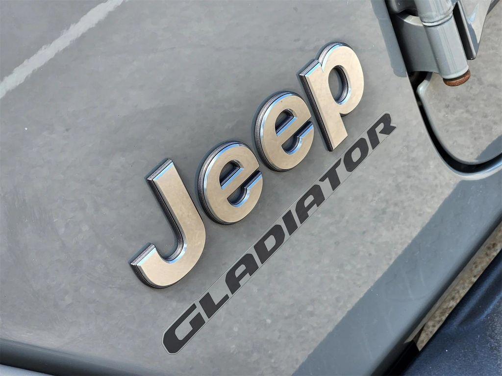 used 2021 Jeep Gladiator car, priced at $31,488
