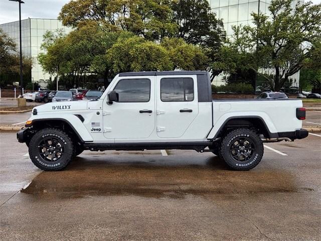 new 2024 Jeep Gladiator car, priced at $43,799