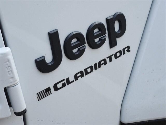 new 2024 Jeep Gladiator car, priced at $44,600