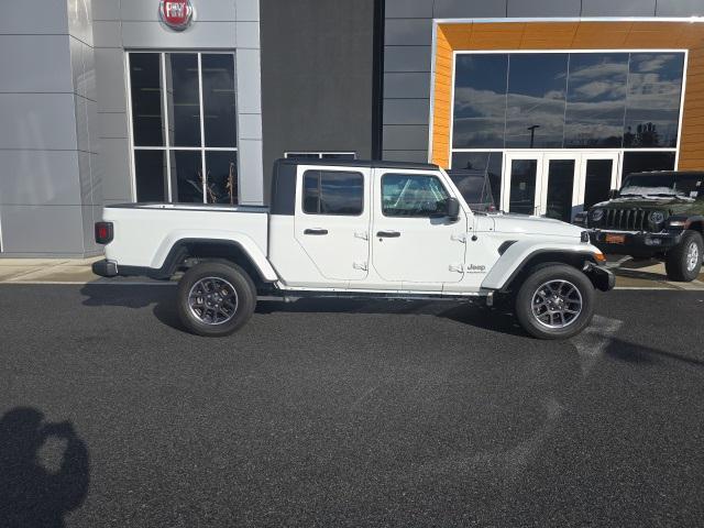 used 2023 Jeep Gladiator car, priced at $33,999