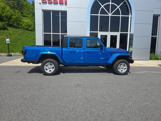 used 2022 Jeep Gladiator car, priced at $35,999