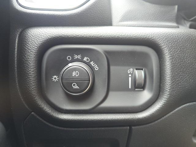 new 2025 Ram 1500 car, priced at $51,901