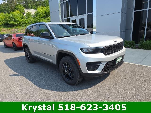 new 2025 Jeep Grand Cherokee car, priced at $43,357