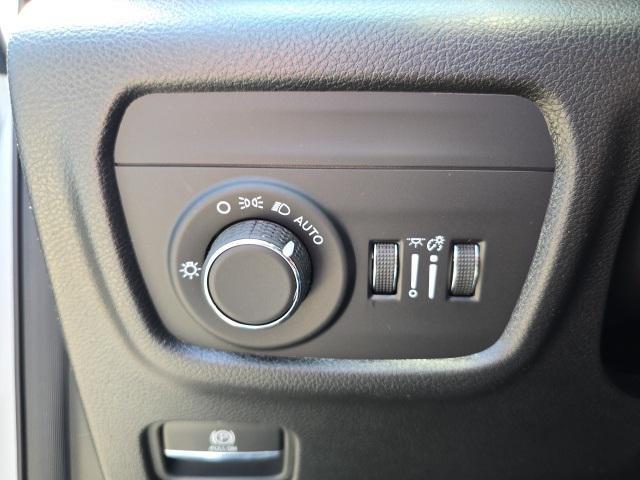 new 2025 Jeep Grand Cherokee car, priced at $43,357