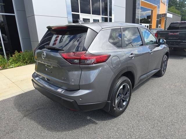 used 2025 Nissan Rogue car, priced at $27,999