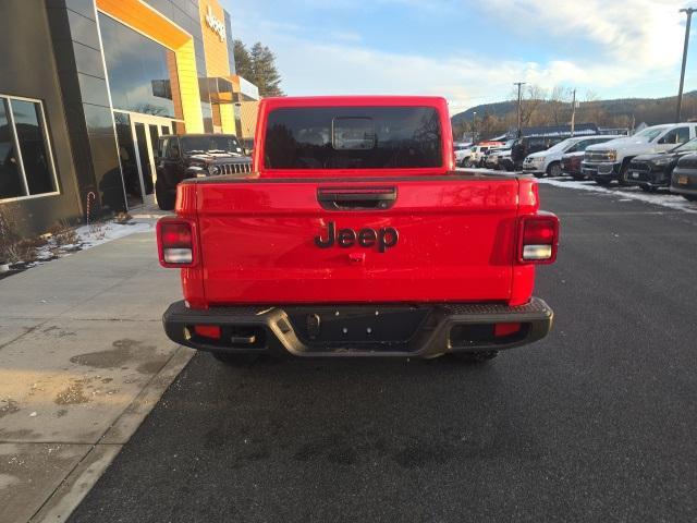 new 2025 Jeep Gladiator car, priced at $41,885