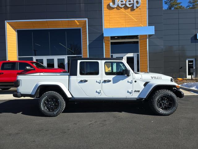 new 2024 Jeep Gladiator car, priced at $49,442