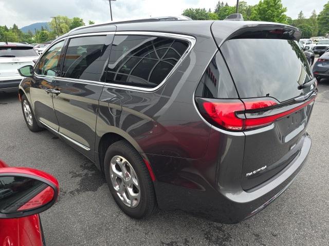 used 2021 Chrysler Pacifica car, priced at $31,999