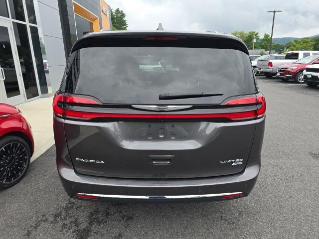 used 2021 Chrysler Pacifica car, priced at $31,999