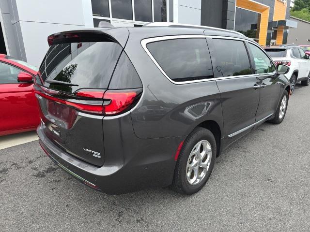 used 2021 Chrysler Pacifica car, priced at $31,999