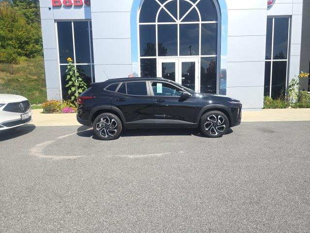 used 2025 Chevrolet Trax car, priced at $25,499