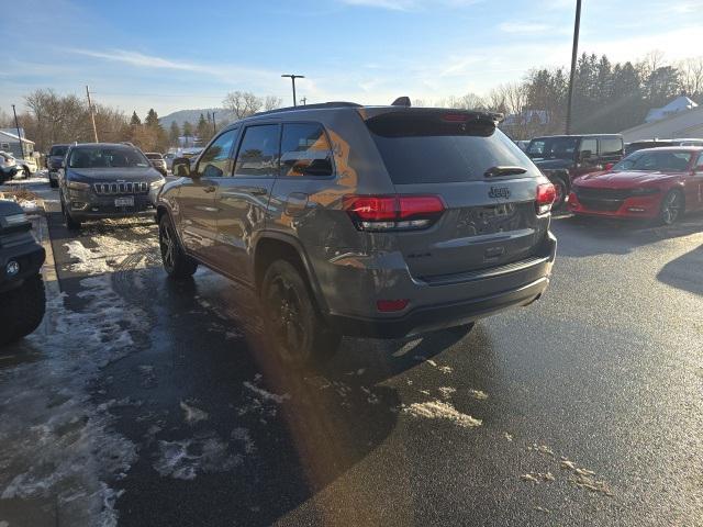 used 2021 Jeep Grand Cherokee car, priced at $26,999