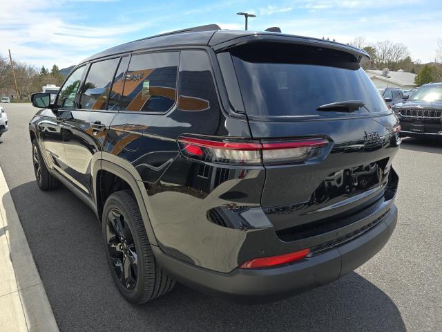 new 2024 Jeep Grand Cherokee L car, priced at $48,332