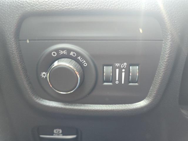 used 2023 Jeep Grand Cherokee L car, priced at $30,999