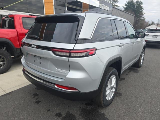 new 2024 Jeep Grand Cherokee car, priced at $37,499