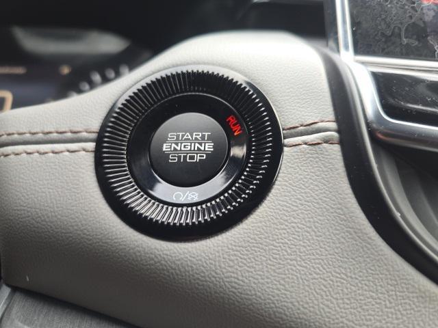 used 2025 Jeep Compass car, priced at $28,999