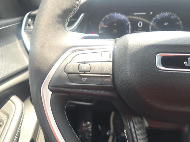 new 2025 Jeep Grand Cherokee car, priced at $43,912