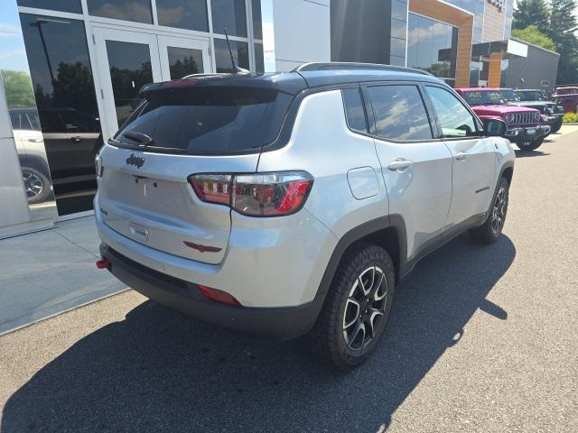 new 2024 Jeep Compass car, priced at $35,370