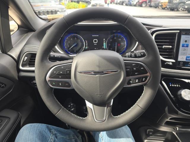 new 2026 Chrysler Pacifica car, priced at $48,021