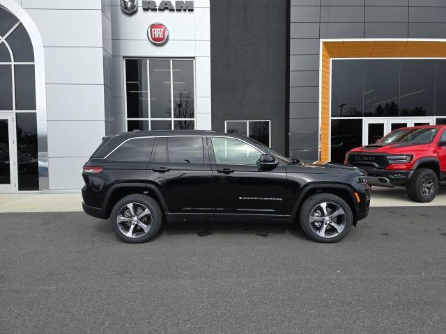 new 2024 Jeep Grand Cherokee car, priced at $53,166