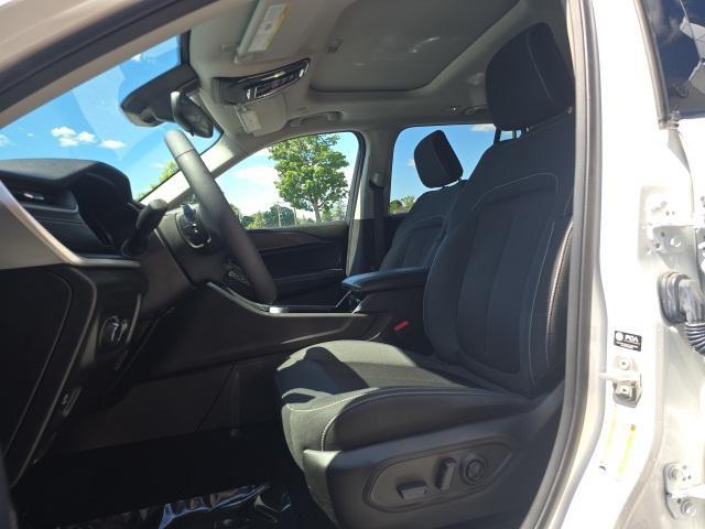 used 2023 Jeep Grand Cherokee car, priced at $31,999