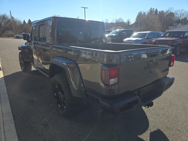 new 2025 Jeep Gladiator car, priced at $43,180