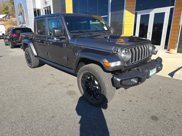 new 2025 Jeep Gladiator car, priced at $43,180