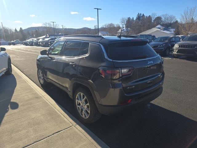 used 2022 Jeep Compass car, priced at $24,999