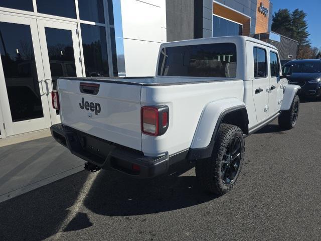 new 2025 Jeep Gladiator car, priced at $42,585