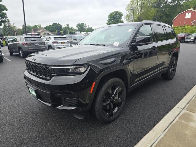 new 2024 Jeep Grand Cherokee L car, priced at $45,332