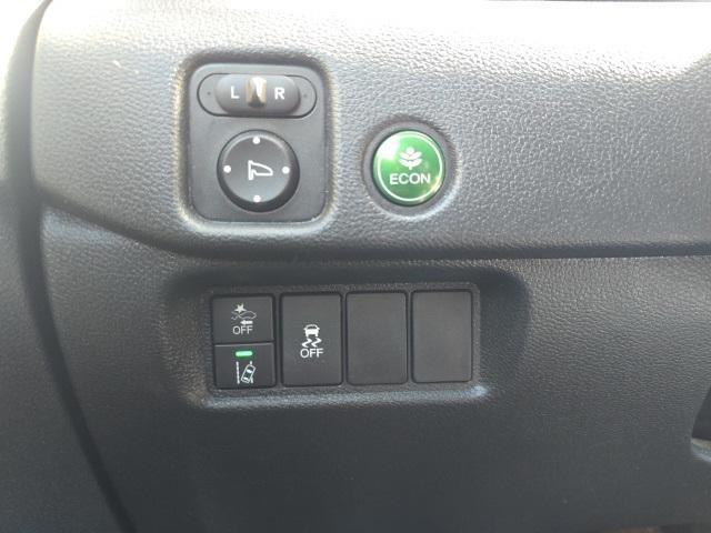 used 2022 Honda Pilot car, priced at $29,559