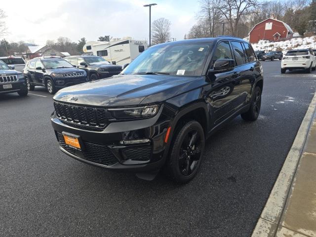 used 2023 Jeep Grand Cherokee car, priced at $34,999