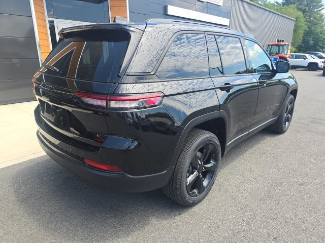 new 2024 Jeep Grand Cherokee car, priced at $46,372