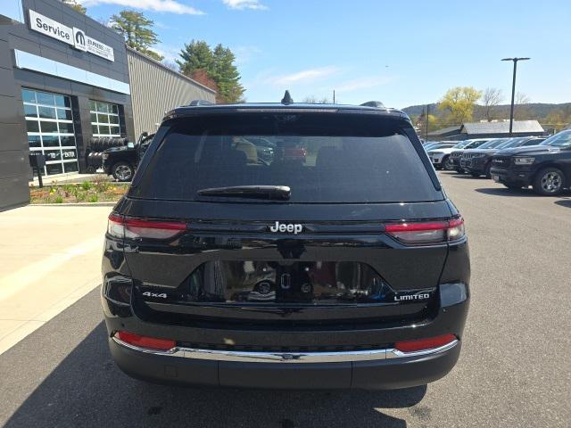 new 2024 Jeep Grand Cherokee car, priced at $51,270