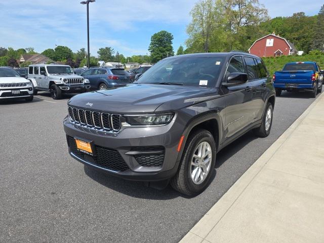 used 2025 Jeep Grand Cherokee car, priced at $38,999