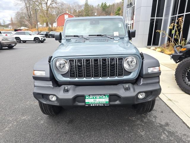 new 2025 Jeep Wrangler car, priced at $40,568