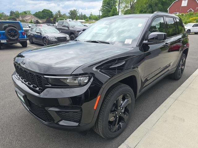 new 2024 Jeep Grand Cherokee car, priced at $46,372