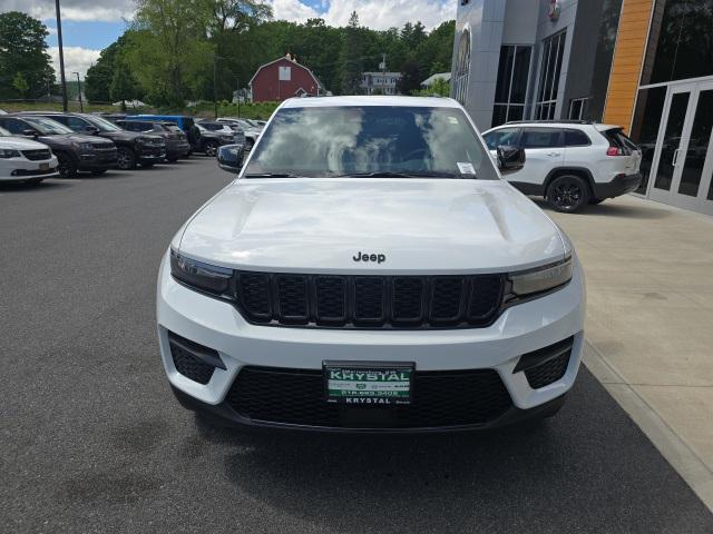 new 2024 Jeep Grand Cherokee car, priced at $45,836