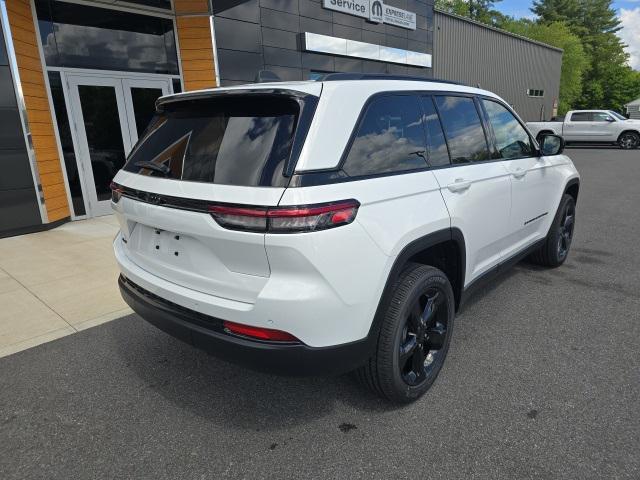 new 2024 Jeep Grand Cherokee car, priced at $45,836