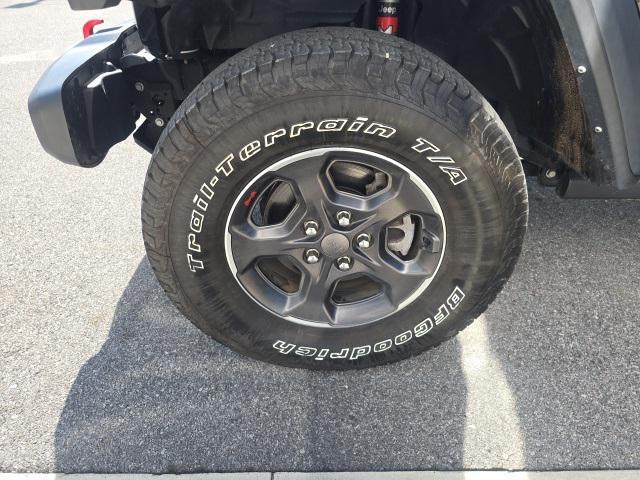 used 2021 Jeep Gladiator car, priced at $34,999