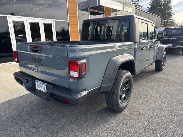 new 2026 Jeep Gladiator car, priced at $44,359