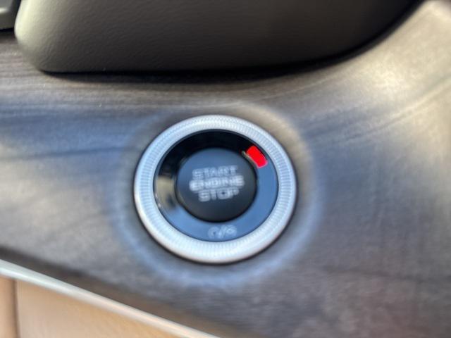 new 2025 Jeep Grand Cherokee L car, priced at $48,280