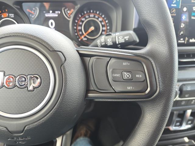 new 2025 Jeep Wrangler car, priced at $39,875