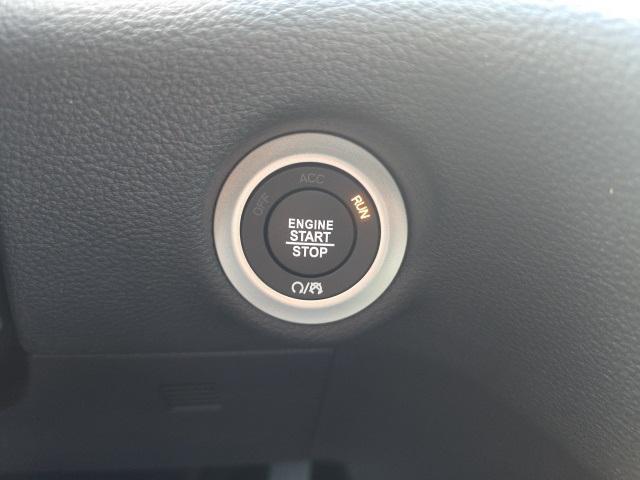 new 2026 Chrysler Pacifica car, priced at $44,608