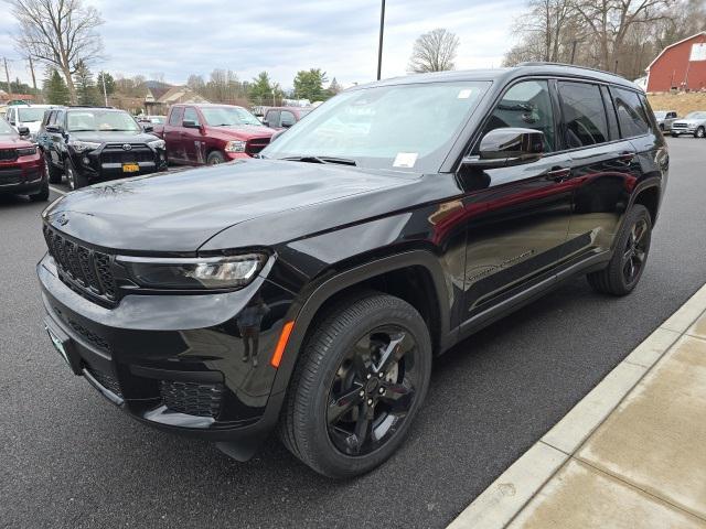 new 2024 Jeep Grand Cherokee L car, priced at $48,442