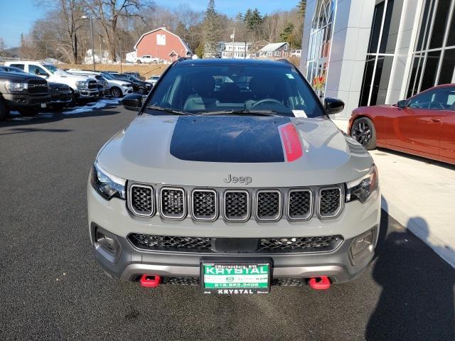 new 2024 Jeep Compass car, priced at $39,124