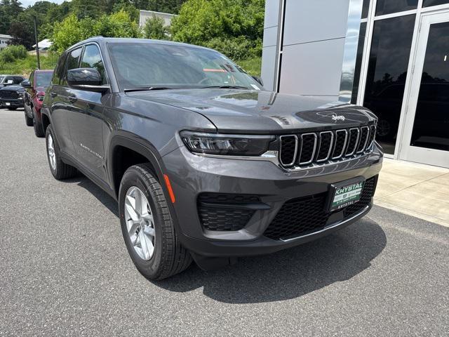 new 2025 Jeep Grand Cherokee car, priced at $44,170
