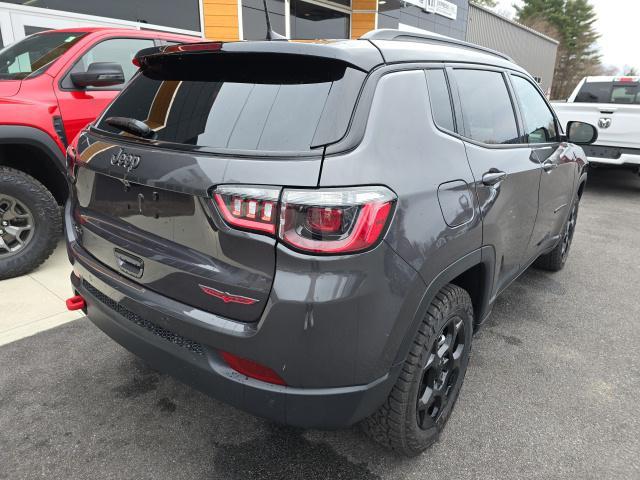 new 2024 Jeep Compass car, priced at $37,370